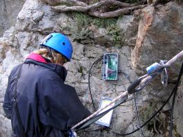 Instrumentation_d_un_front_rocheux_instable.JPG